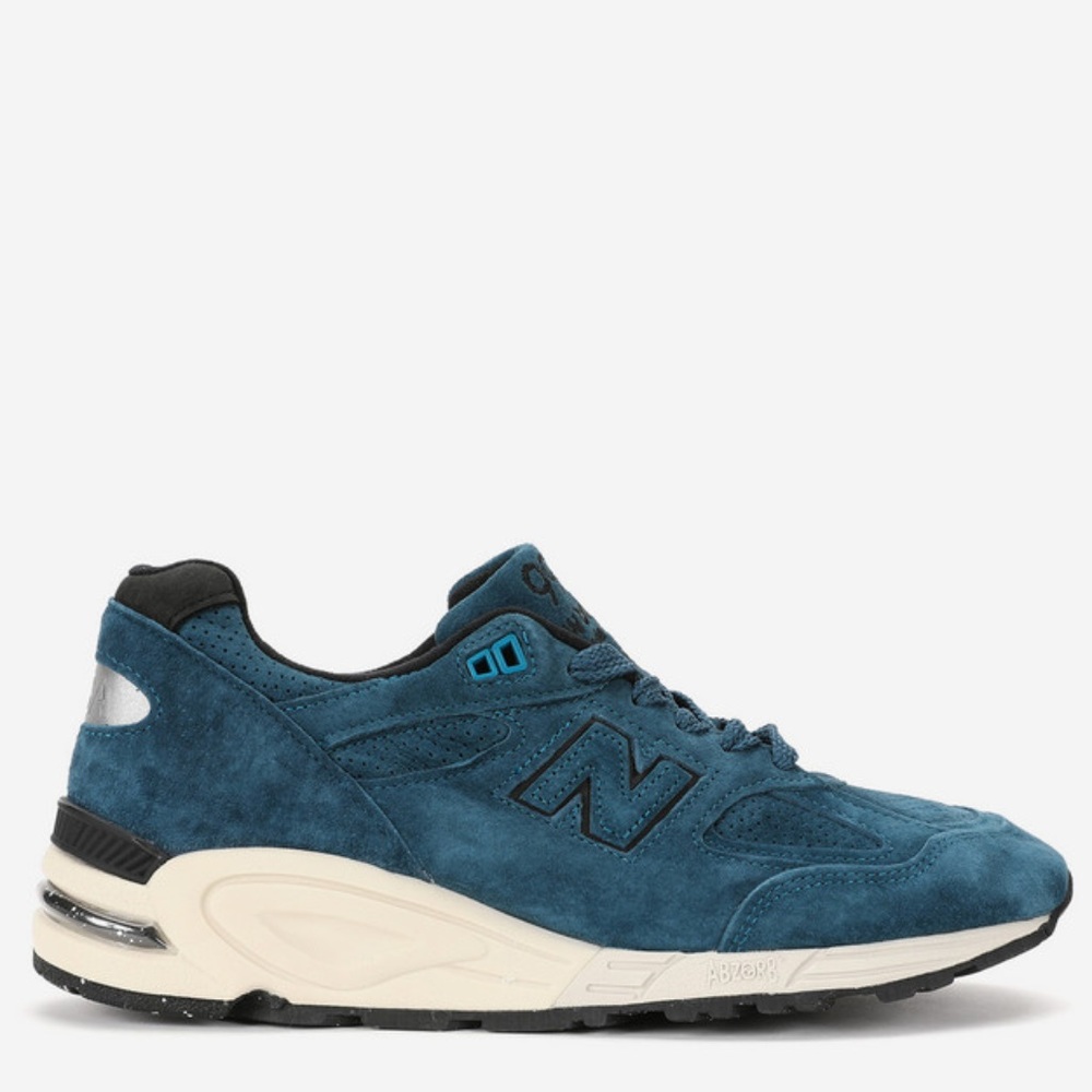NWT New Balance Retro Suede M990CR2 - Picture 4 of 8